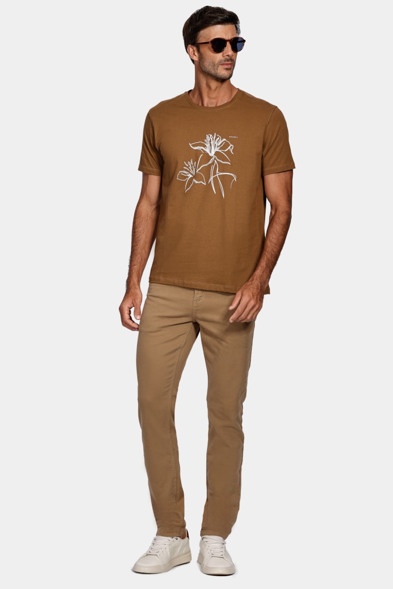 Camiseta Lírios Outline Cáqui Mascavo