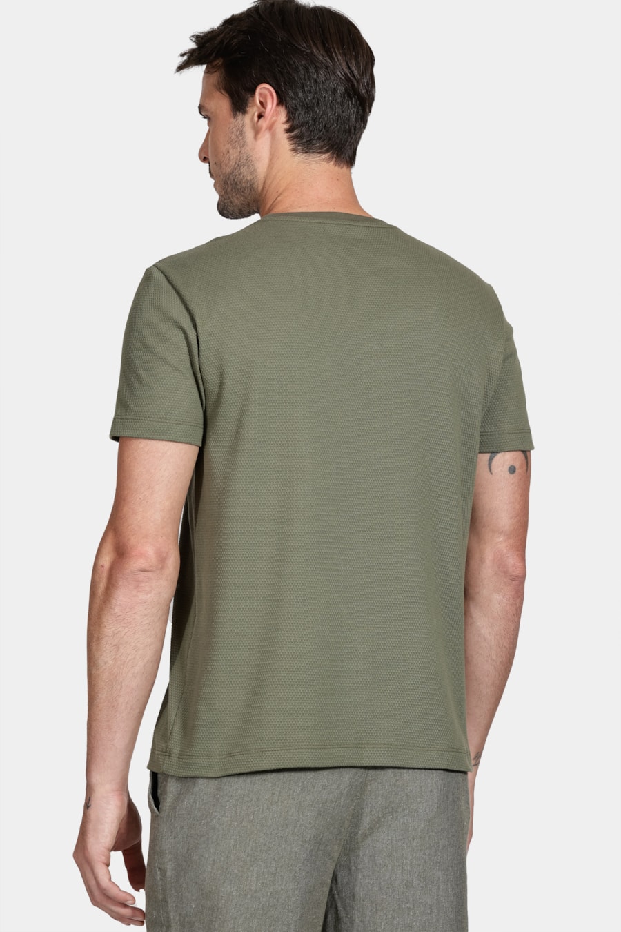 Camiseta Malha Honey Verde Oliva — foto 4 de 5