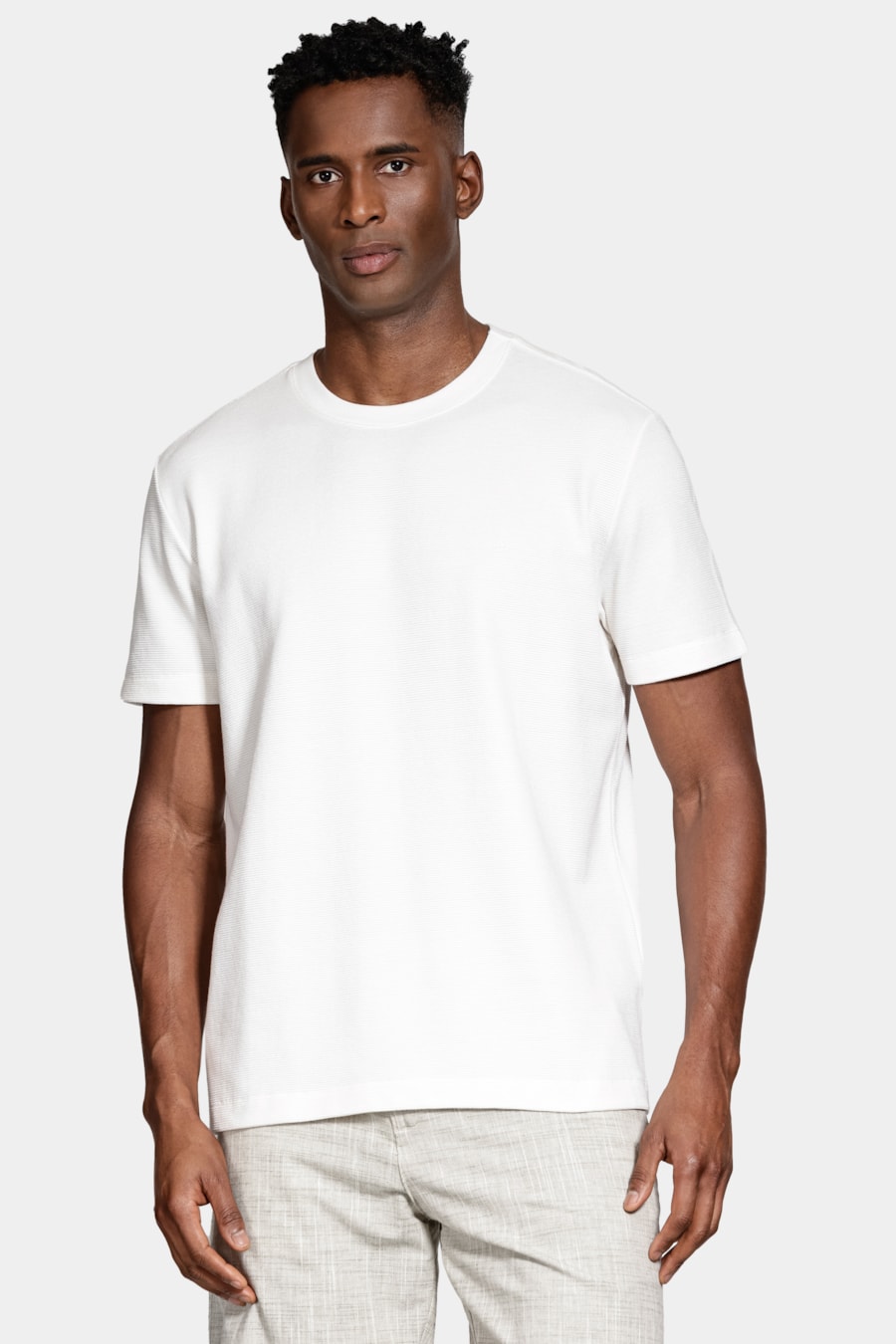 Camiseta Malha Texturizada Manga Curta e Bordado Off White — foto 1 de 5