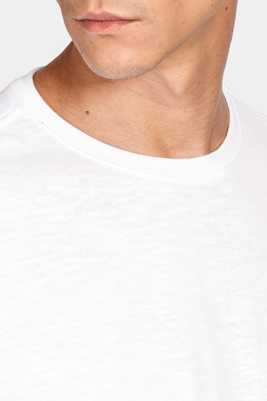 Camiseta Malhão Desfibrado Branco — foto 3 de 4