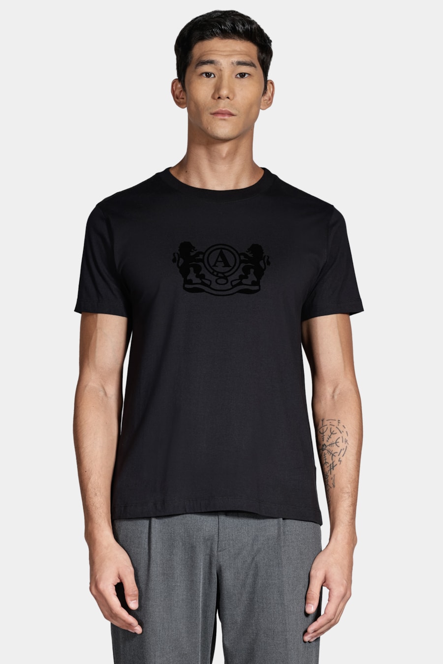 Camiseta Manga Curta 30 Anos Preto — foto 1 de 4