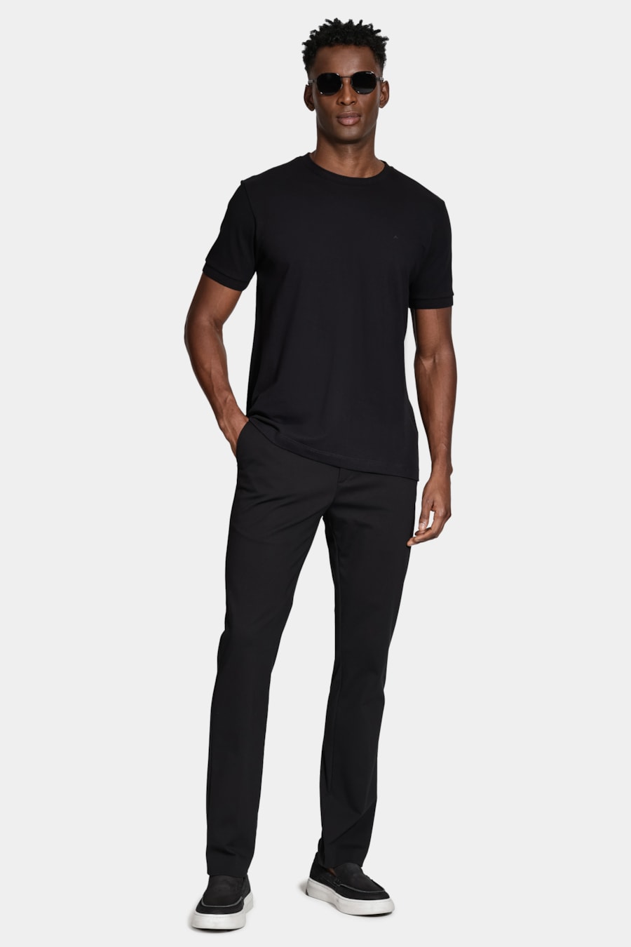 Camiseta Manga Curta Algodão Piquet Preto — foto 2 de 5