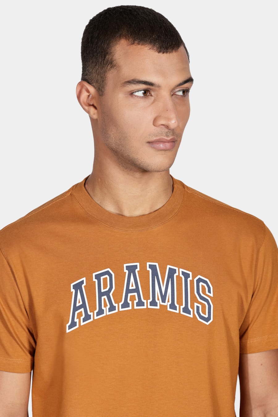 Camiseta Manga Curta Aramis New College Ambar — foto 3 de 5