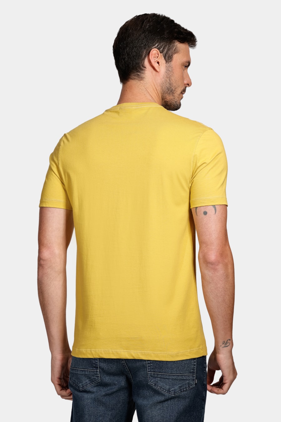 Camiseta Manga Curta Básica Amarelo Mostarda — foto 4 de 4