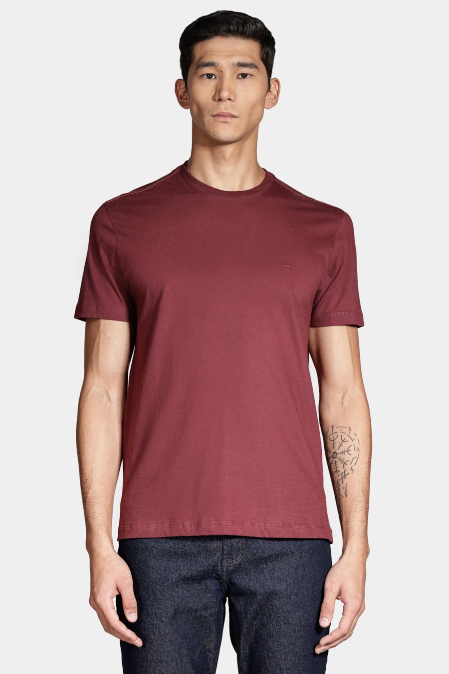 Camiseta Manga Curta Básica Bordo Cabernet — foto 1 de 4