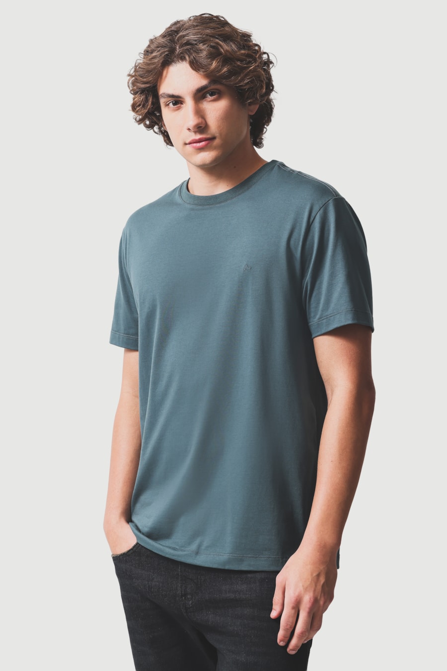 Camiseta Manga Curta Básica Comfort+ Verde Floresta 115 — foto 2 de 5