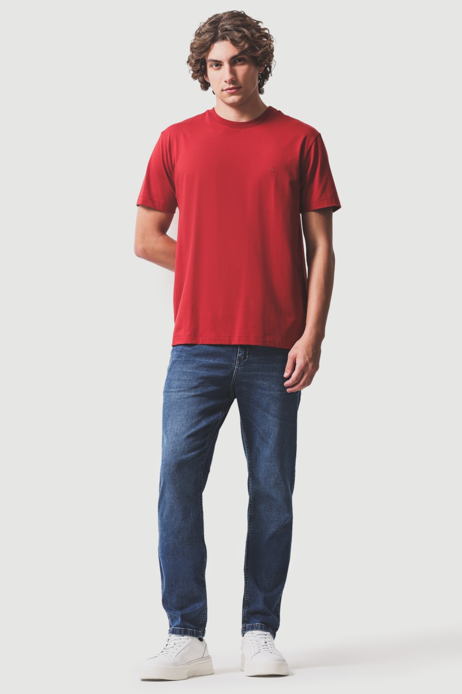 Camiseta Manga Curta Básica Comfort+ Vermelho Carmim 115 — foto 2 de 5