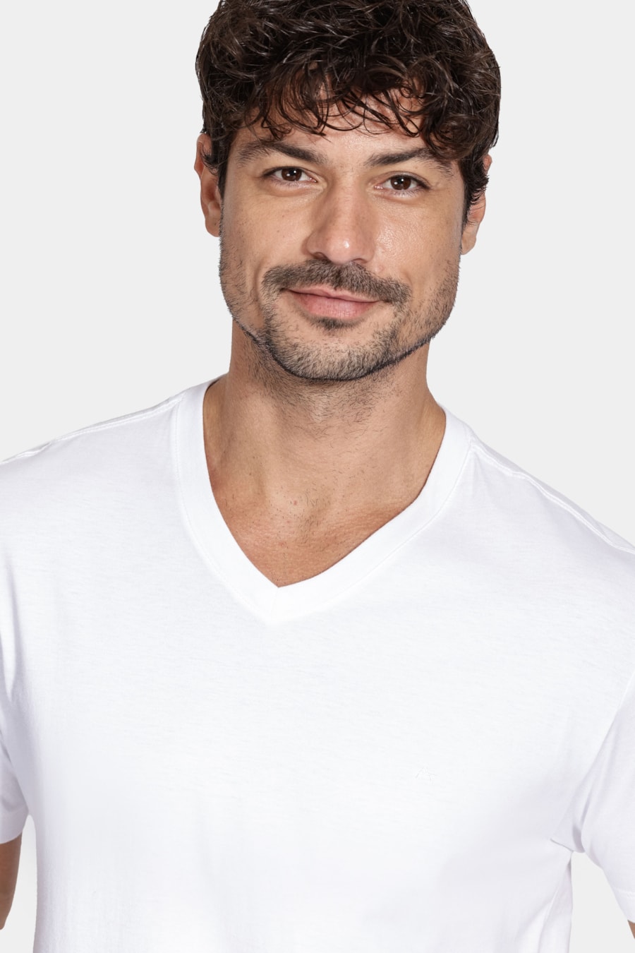 Camiseta  Manga Curta Básica Gola v Branco — foto 3 de 5