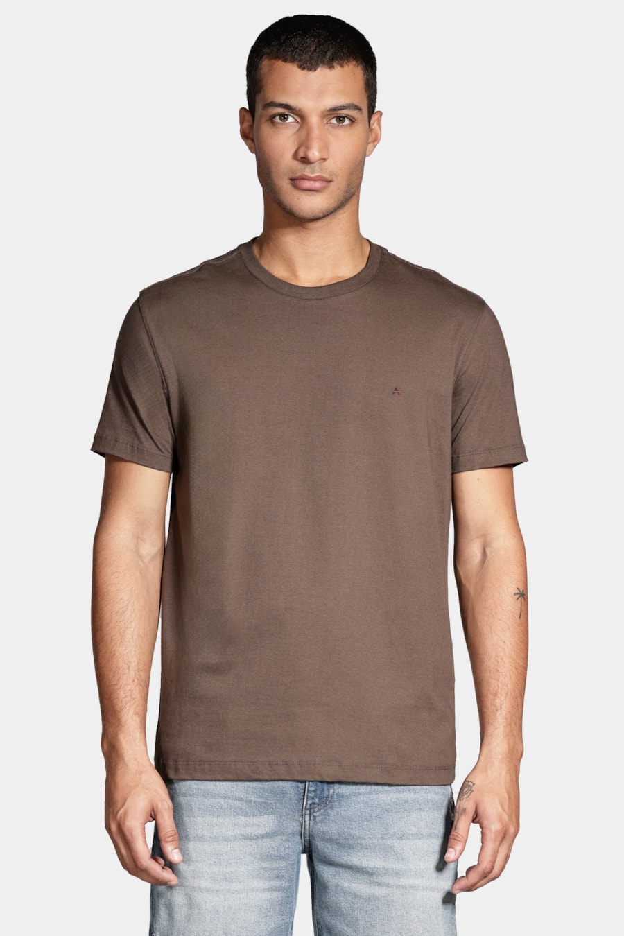 Camiseta Manga Curta Básica Verde Militar — foto 1 de 4