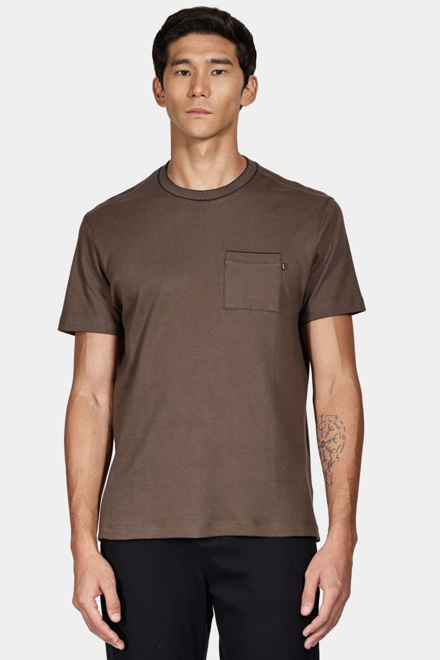 Camiseta Manga Curta Bold Verde Militar — foto 1 de 5