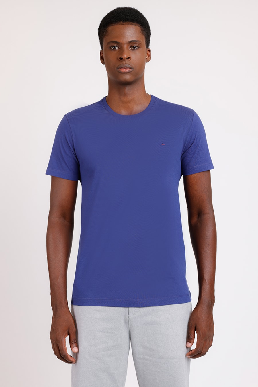 Camiseta Manga Curta Bordado Azul Bic — foto 1 de 4