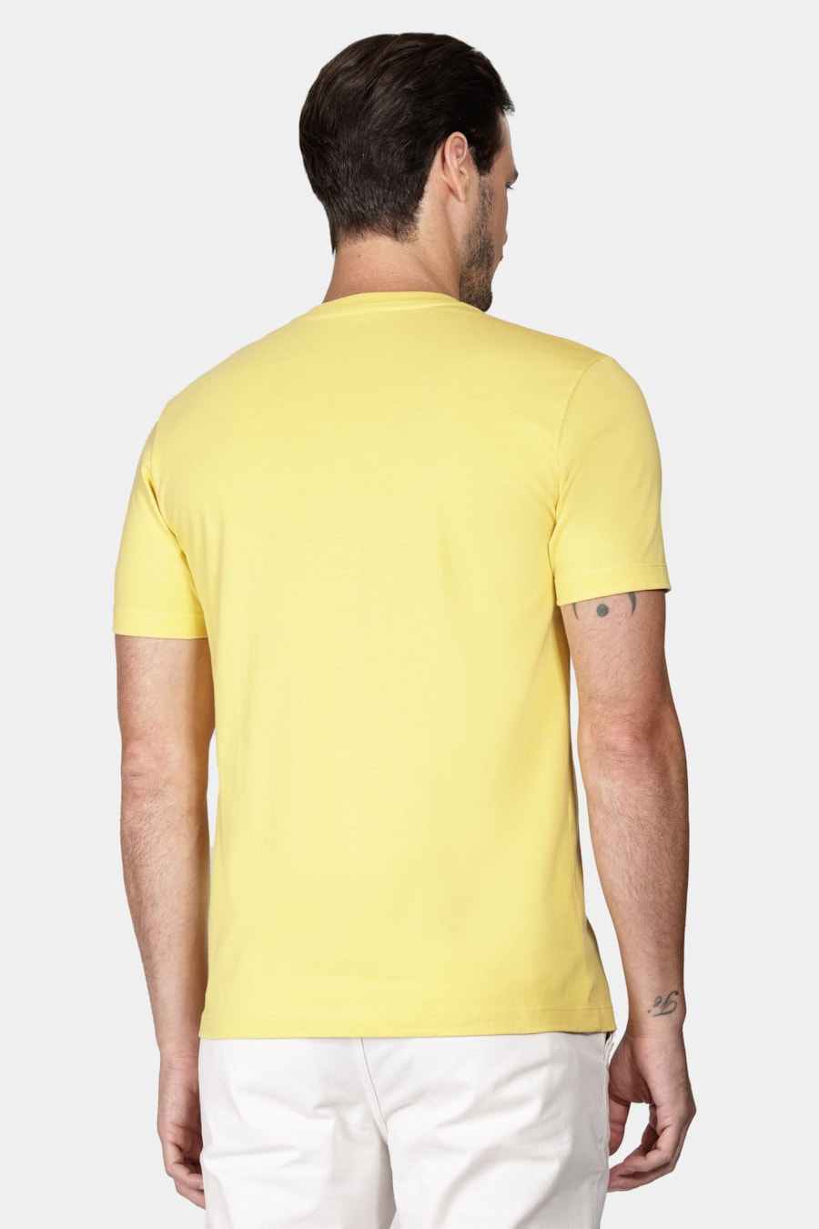 Camiseta Manga Curta Bordado Básica Amarelo Claro — foto 4 de 5