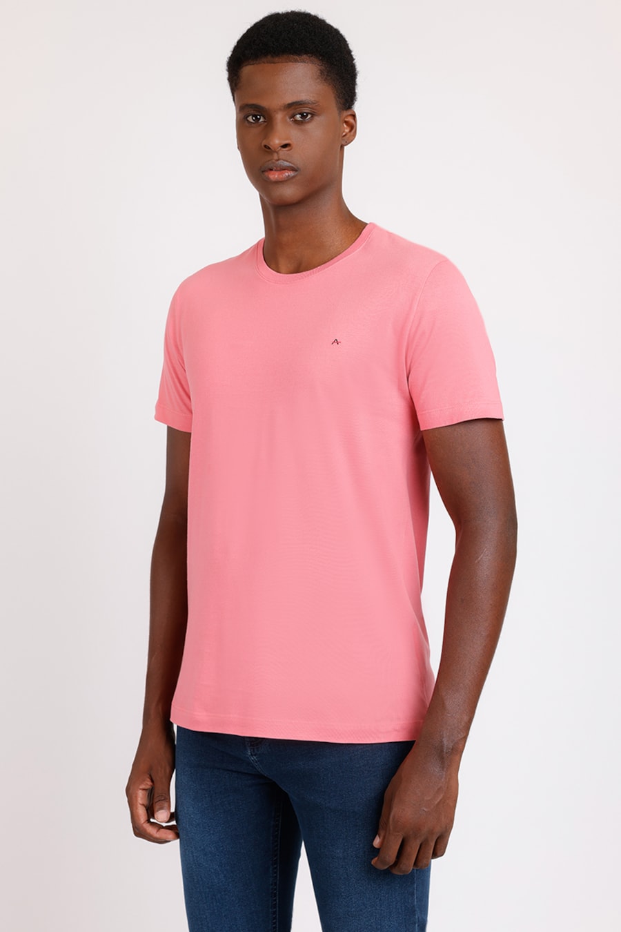 Camiseta Manga Curta Bordado Salmão — foto 1 de 4