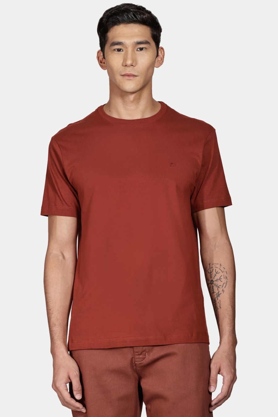Camiseta Manga Curta Bordado Tijolo — foto 1 de 5