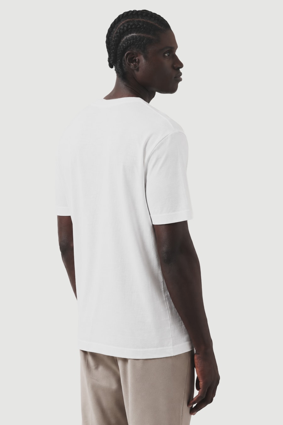 Camiseta Manga Curta Box Lisa Off White — foto 4 de 5