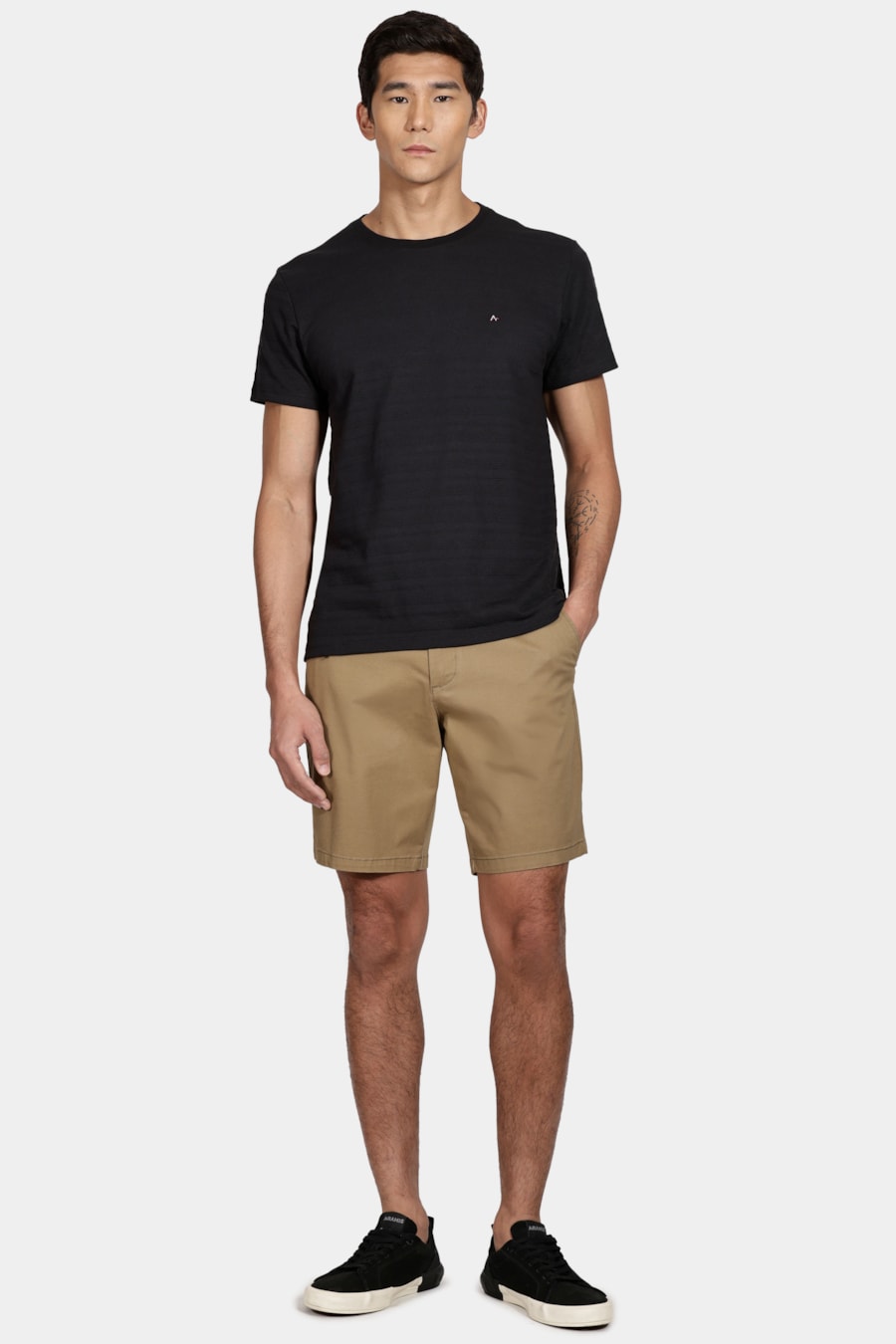 Camiseta Manga Curta Cannes Preto — foto 2 de 4