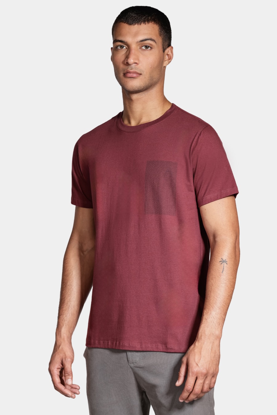 Camiseta Manga Curta Code Bordo Cabernet — foto 1 de 5