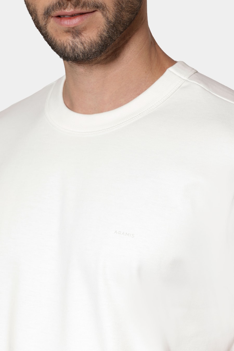 Camiseta Manga Curta Comfort Off White — foto 3 de 6