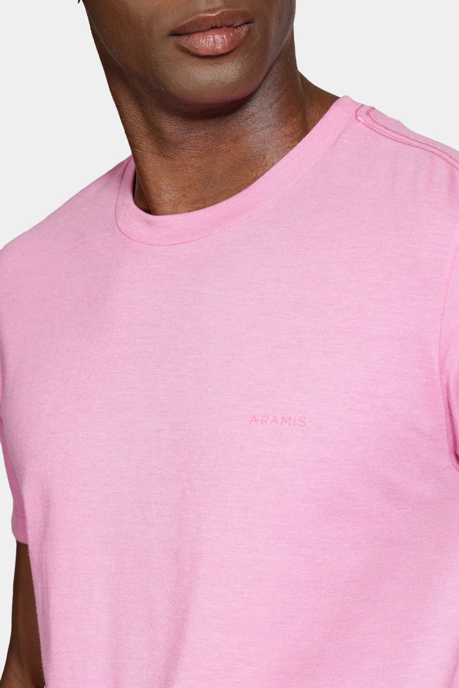 Camiseta Manga Curta Eco Lisa Rosa Hibisco — foto 3 de 4