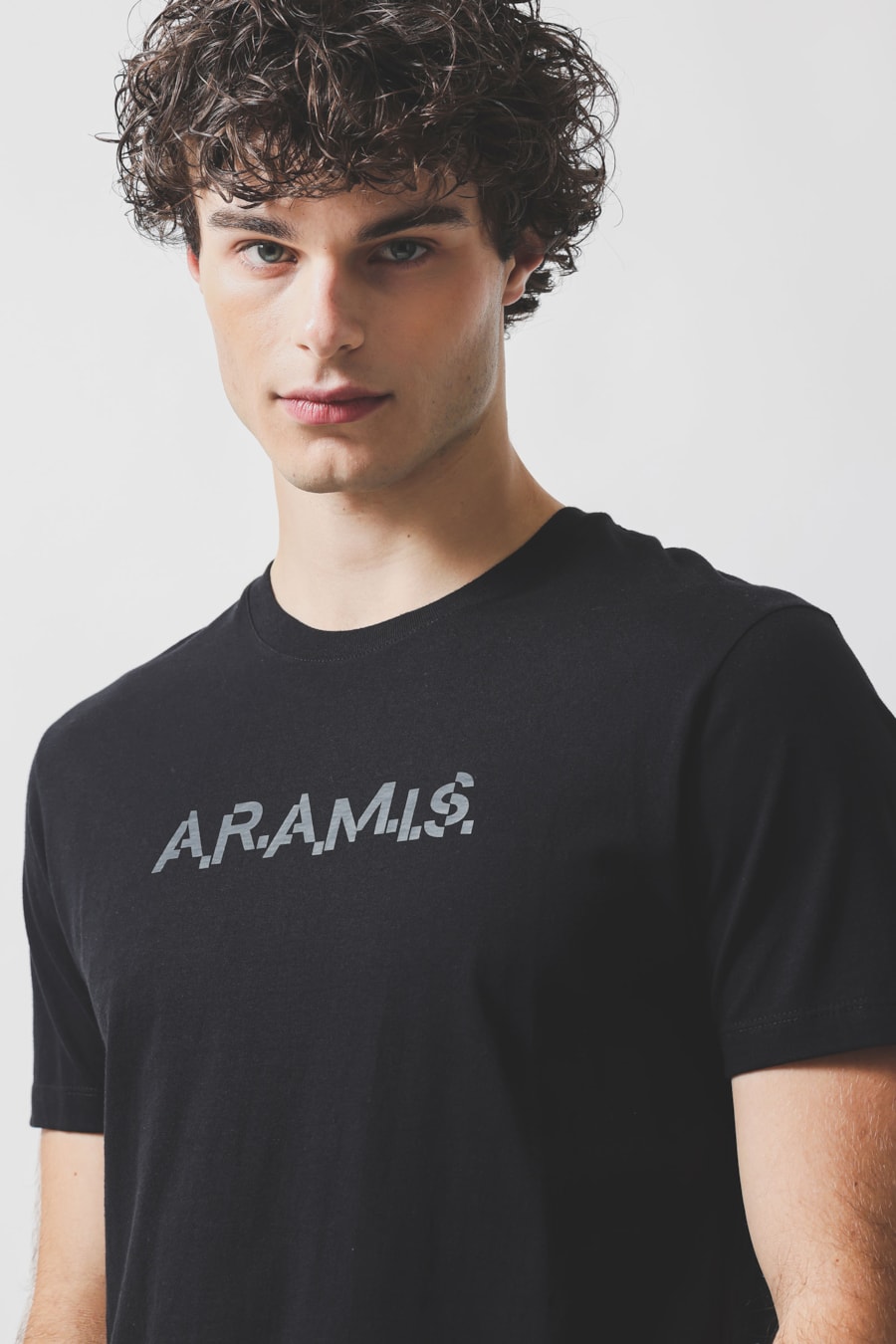 Camiseta Manga Curta Estampa Aramis Code Preto — foto 3 de 5