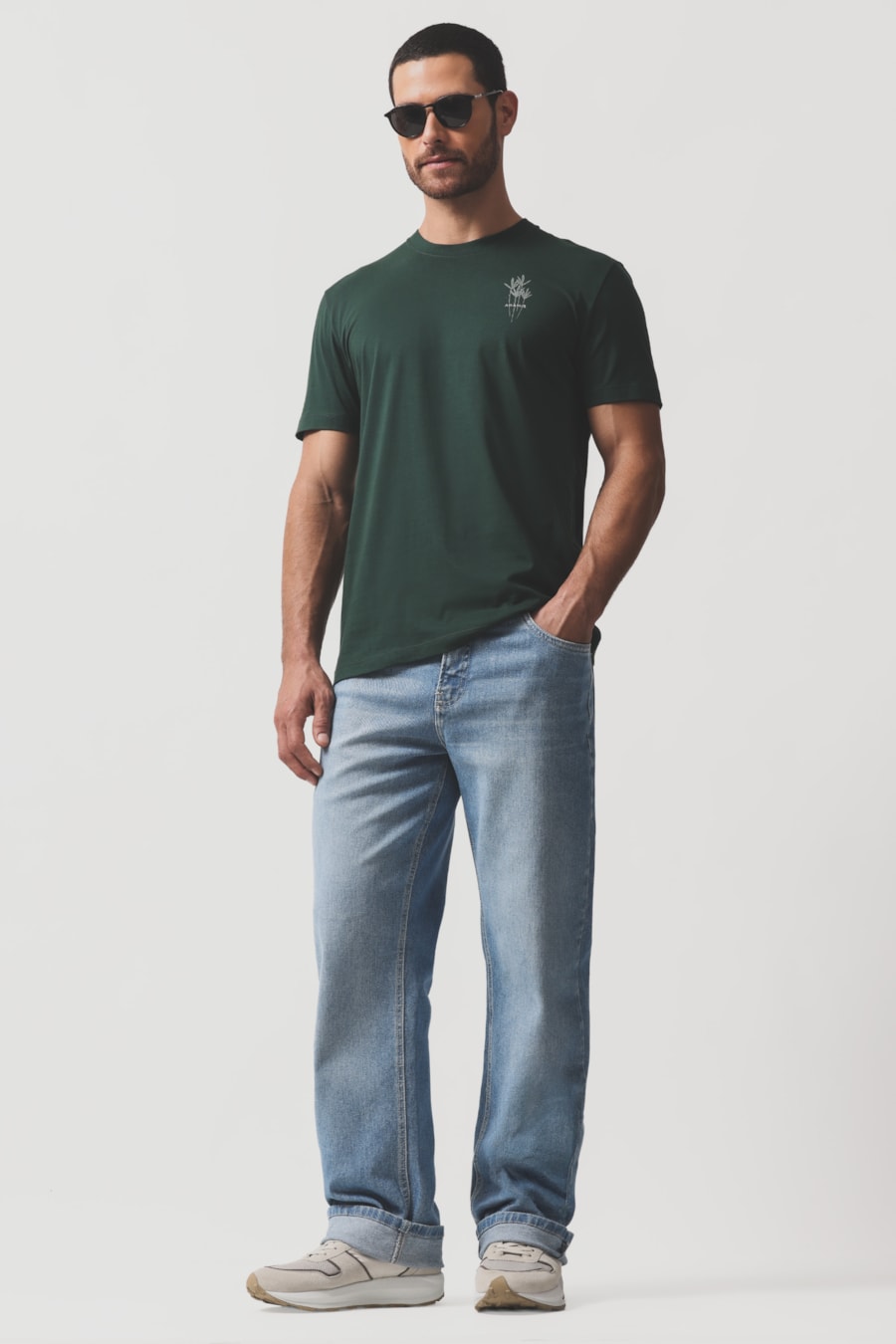 Camiseta Manga Curta Estampa Folha Floresta 118 — foto 2 de 5