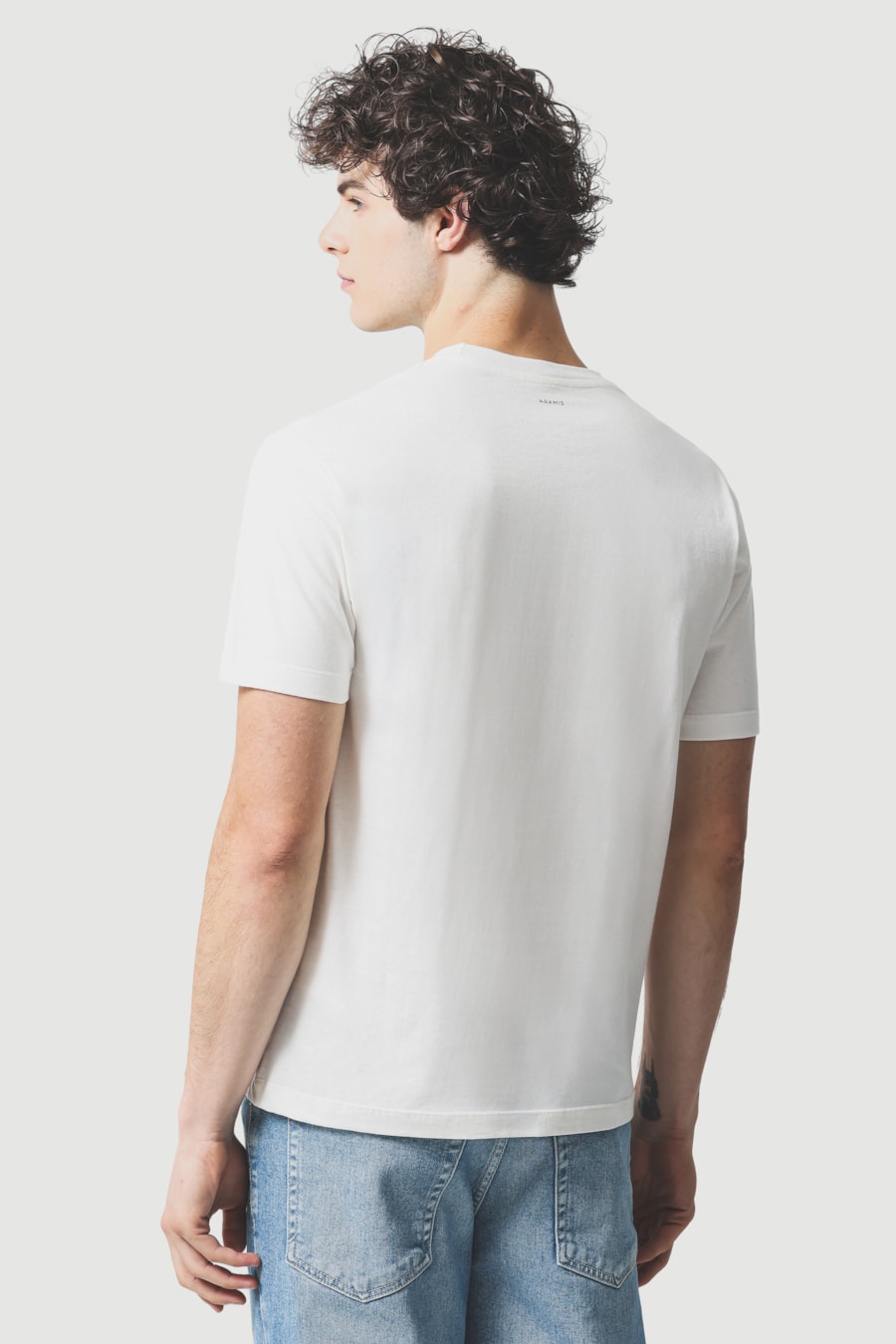 Camiseta Manga Curta Estampa Horizon Off White — foto 4 de 5