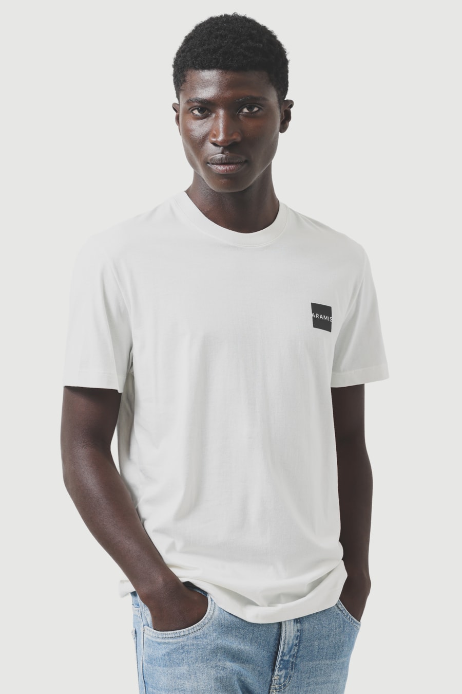 Camiseta Manga Curta Estampa Outline Off White — foto 1 de 7
