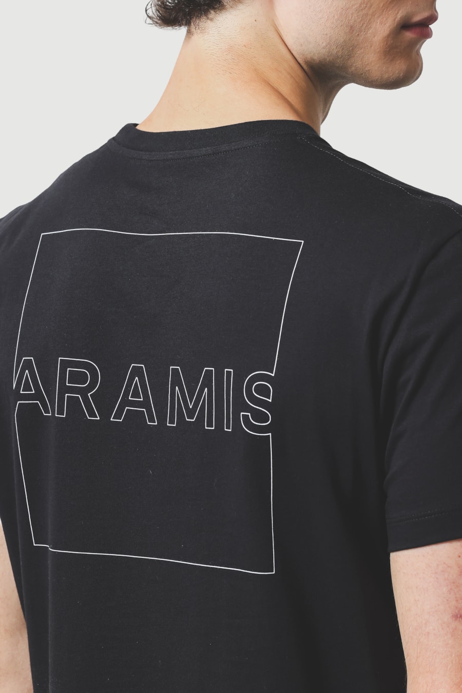 Camiseta Manga Curta Estampa Outline Preto — foto 4 de 7