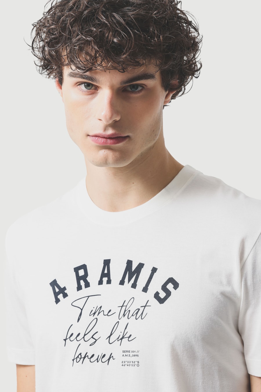 Camiseta Manga Curta Estampa Times Off White — foto 3 de 5
