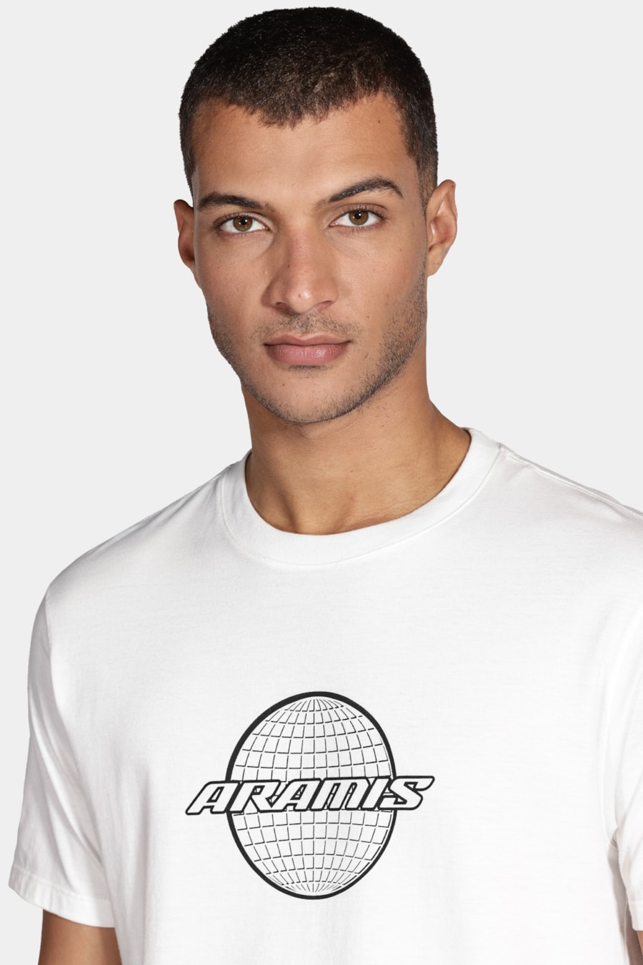 Camiseta Manga Curta Globe Off White — foto 3 de 4
