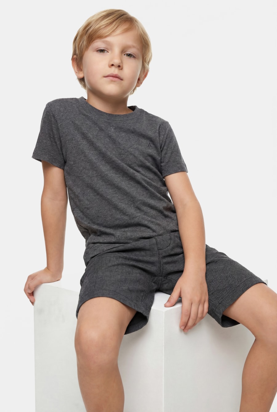 Camiseta Manga Curta Infantil Básica Grafite Mescla — foto 1 de 5