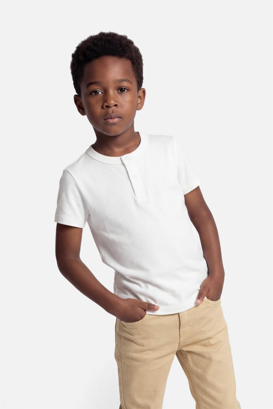 Camiseta Manga Curta Infantil Henley Lisa Off White — foto 1 de 3