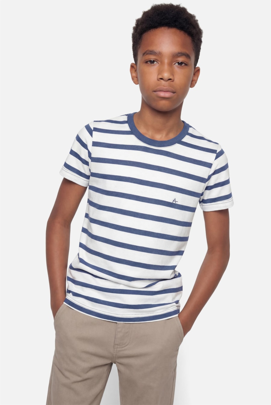 Camiseta Manga Curta Infantil Listrada Fio Tinto Off White C/ Azul Escuro — foto 1 de 3