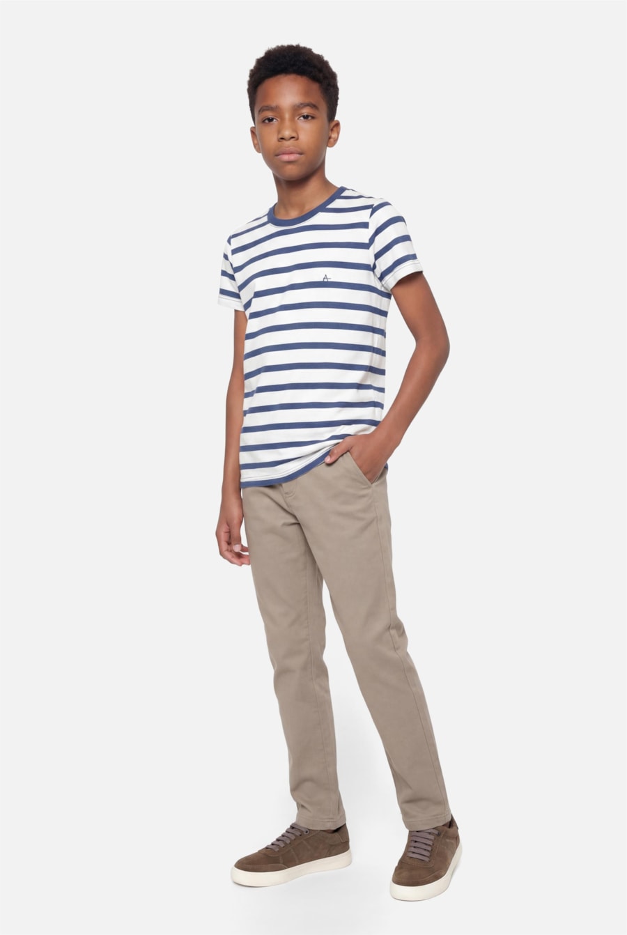 Camiseta Manga Curta Infantil Listrada Fio Tinto Off White C/ Azul Escuro — foto 2 de 3