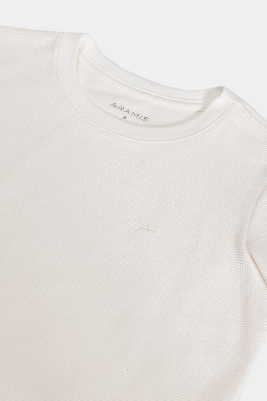 Camiseta Manga Curta Infantil Malha Texturizada Off White — foto 6 de 6