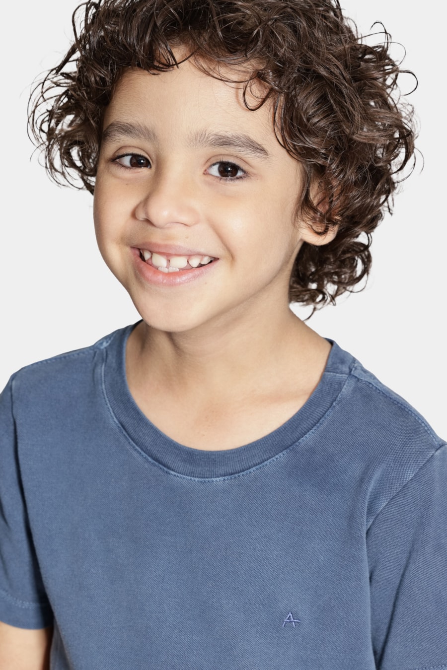 Camiseta Manga Curta Infantil Piquet Estonada Azul Neblina — foto 3 de 5