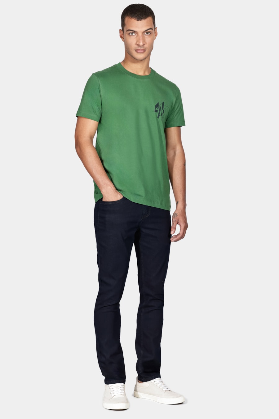 Camiseta Manga Curta Linhas Geométricas Verde Bandeira — foto 2 de 5
