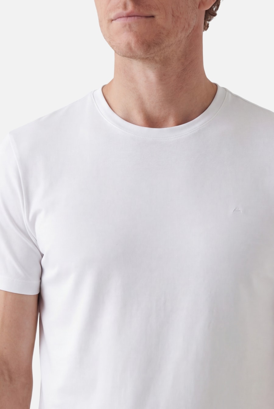 Camiseta Manga Curta Liquid Cotton Branco — foto 3 de 5