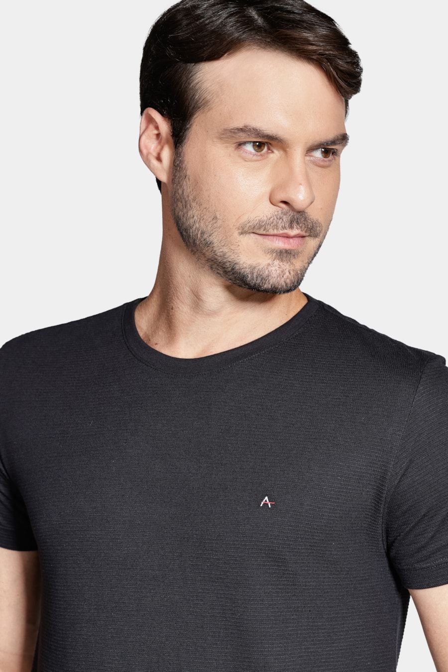 Camiseta Manga Curta Lisboa Preto — foto 3 de 4