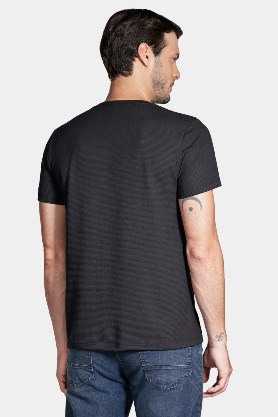Camiseta Manga Curta Lisboa Preto — foto 4 de 4