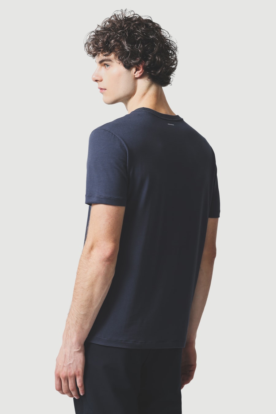 Camiseta Manga Curta Listrada em Modal Marinho — foto 4 de 5