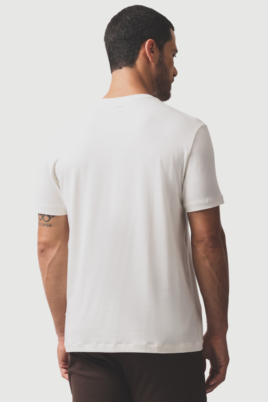 Camiseta Manga Curta Listrada em Modal Off White — foto 4 de 5