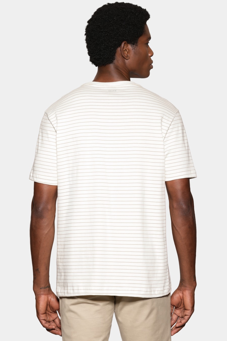 Camiseta Manga Curta Listras Básica Off White C/ Castor — foto 4 de 5