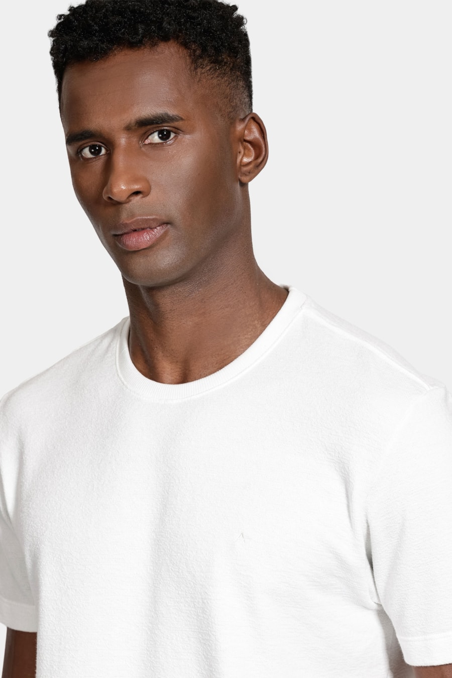 Camiseta Manga Curta Malha Croche Off White — foto 3 de 5