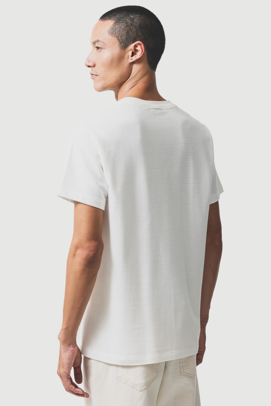 Camiseta Manga Curta Malha Gorgurão Off White — foto 4 de 5