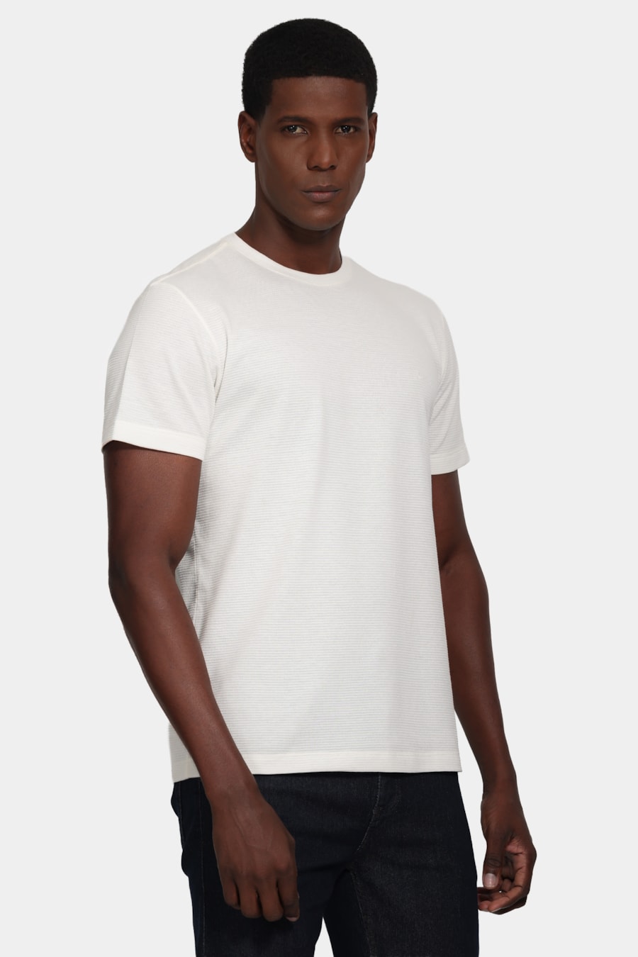 Camiseta Manga Curta Malha Lisboa Off White — foto 1 de 5