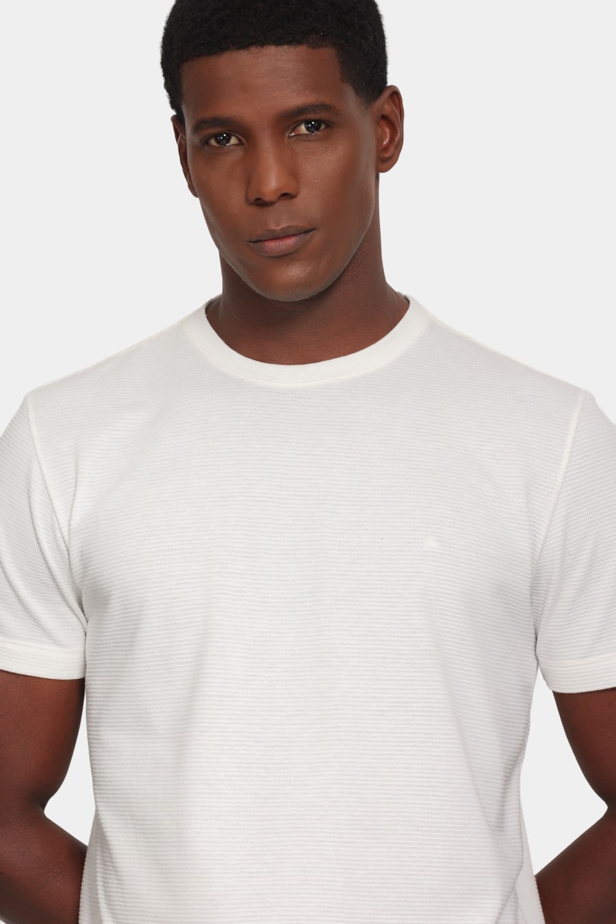 Camiseta Manga Curta Malha Lisboa Off White — foto 3 de 5