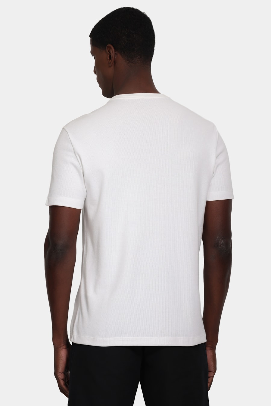 Camiseta Manga Curta Malha Quadriculada Off White — foto 4 de 5