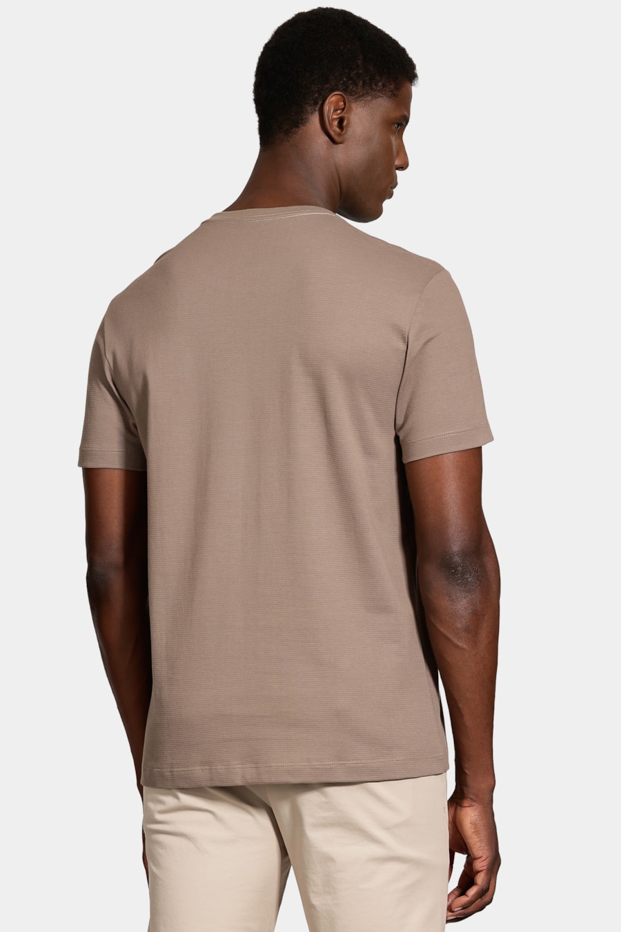 Camiseta Manga Curta Malha Quadrile Amendoa — foto 4 de 5