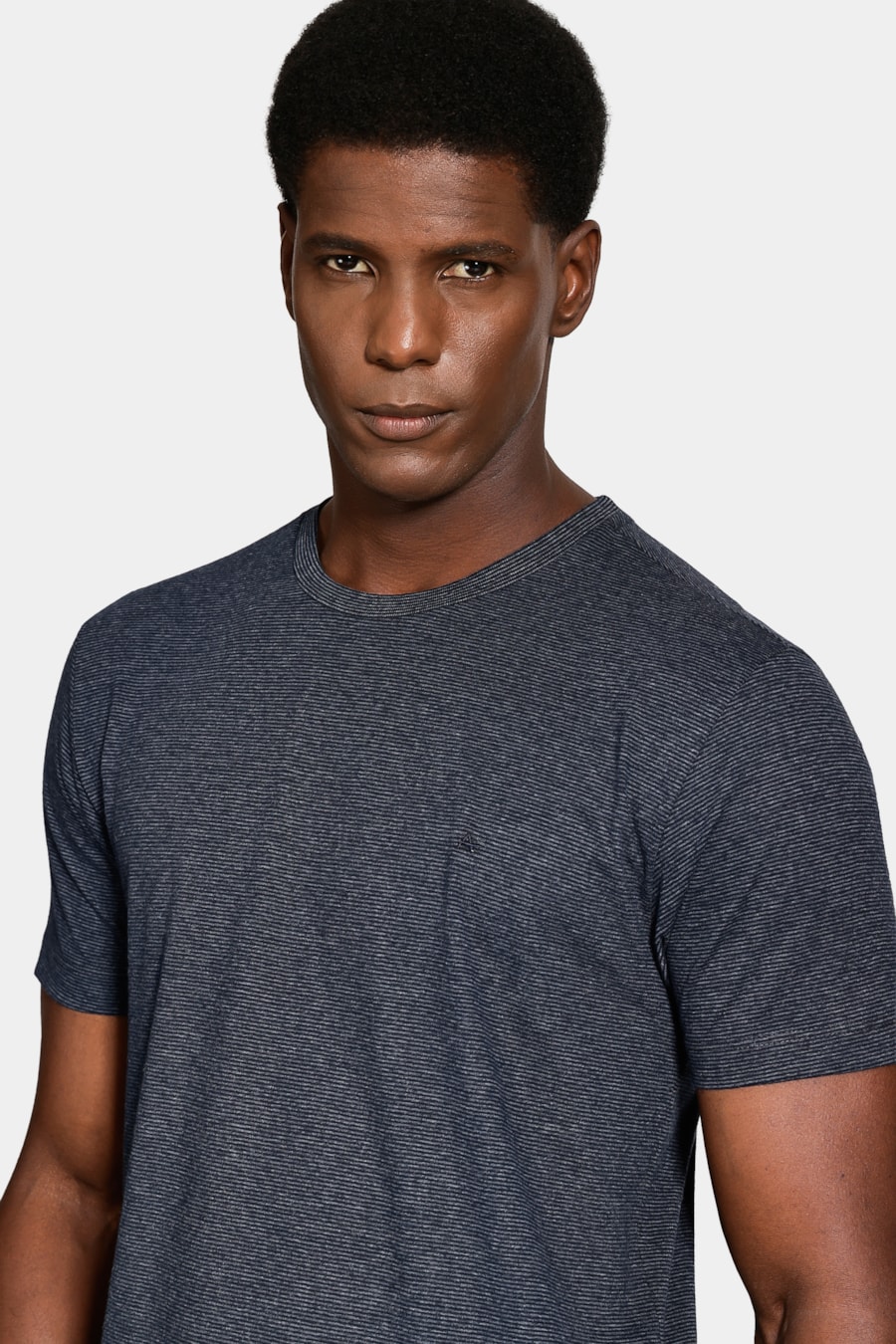 Camiseta Manga Curta Malha Saylor Marinho — foto 3 de 5